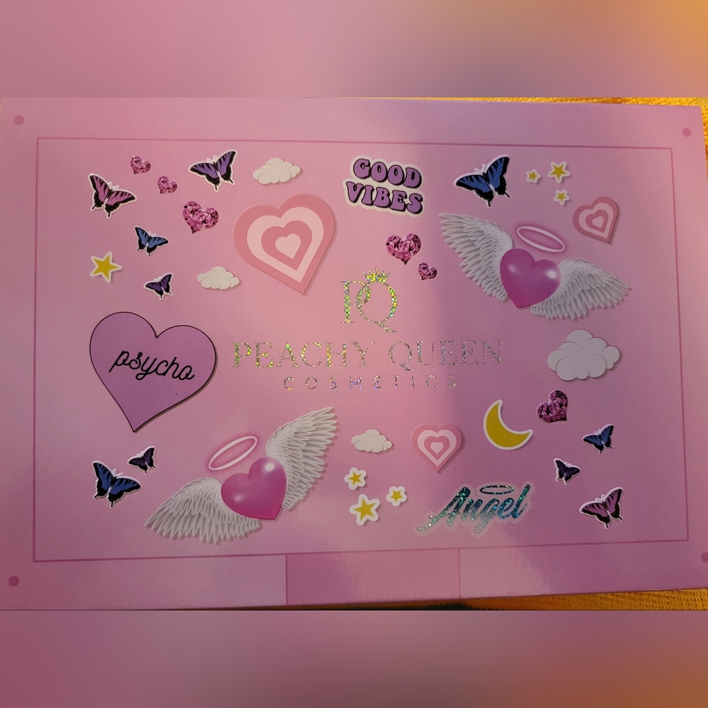 Peachy Queen Y2K Palette